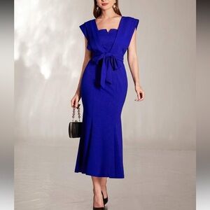 Elegant Blue Midi Dress